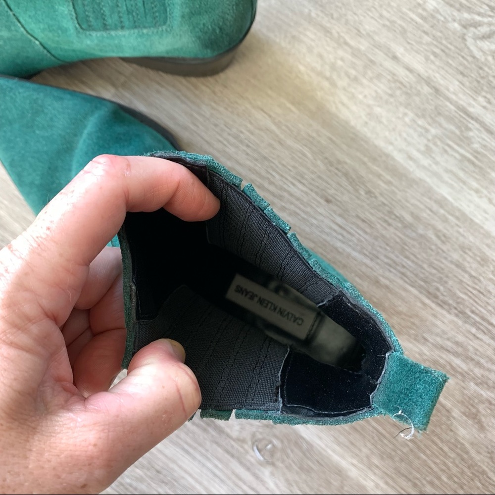 Calvin Klein Barbara Bootie In Green Suede - Picture 4 of 7